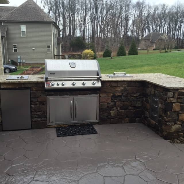 Retaining Walls & Decorative Stone Features 6 Custom kitchens6