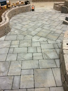 Custom Walkways & Backyard Sidewalks 6 Walkway1